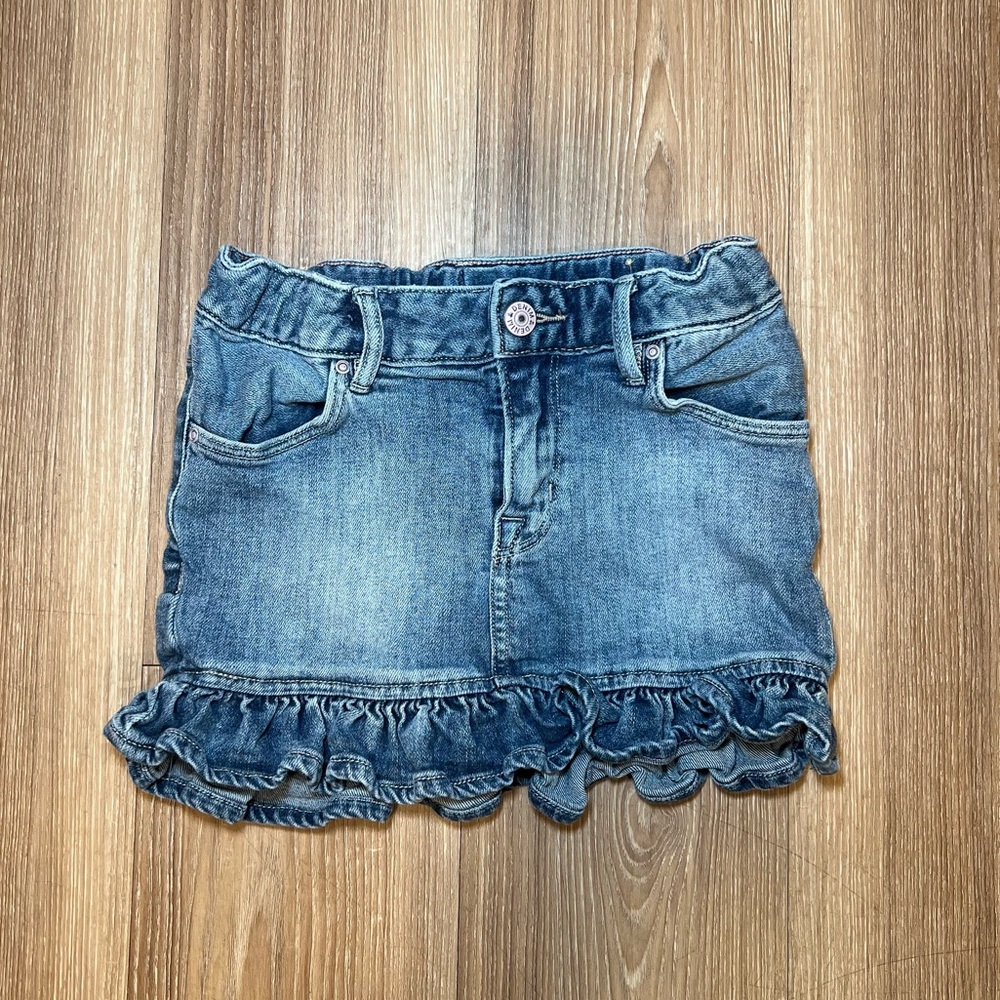 H&M Toddler/Little Girl Short Ruffle Hem Denim Skirt Size 5-6 - Picture 2 of 9